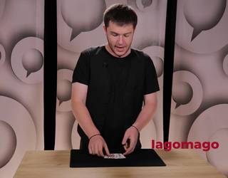 Tatxan: lau karta, bi jolas