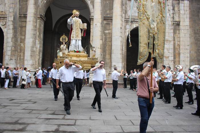 Prozesioa, entzierro txikia eta musika banda, San Inazio eguna hasteko