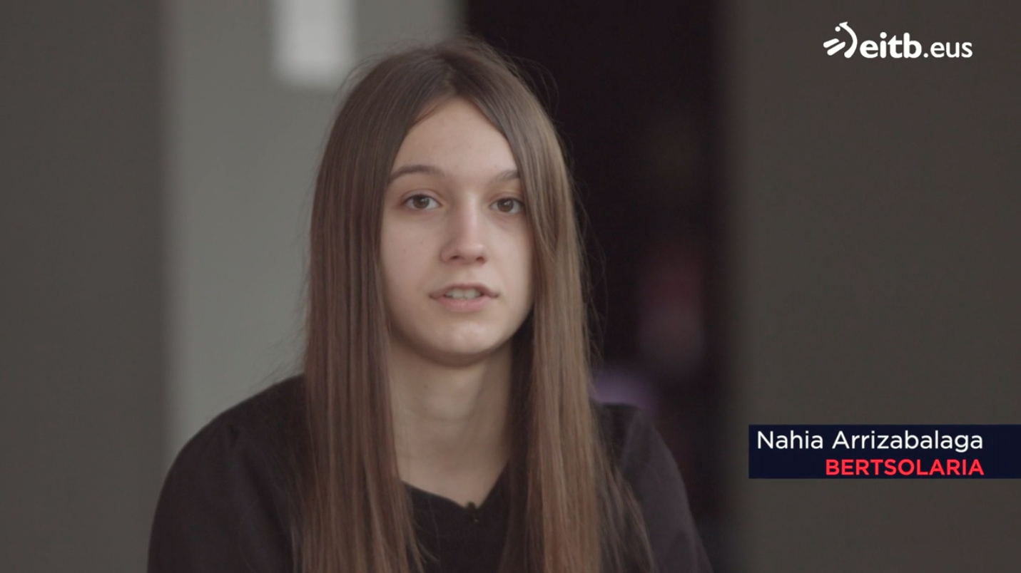 Naia Arrizabalaga bertsolari azkoitiarra, ETB1eko 'Hitzetik Hortzera' saioan