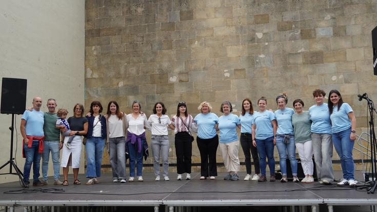 Bidelagunak eskertuz ospatu du Artzapek 25. urteurrena