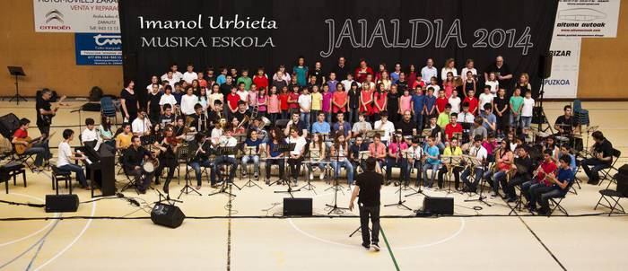 Bihar arte eman ahalko da izena Zarauzko udal musika eskolan