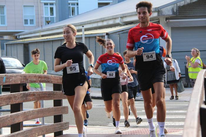 Zabaldu dute Zarautz Bihotzekin lasterketa solidarioan zein martxan izena emateko aukera