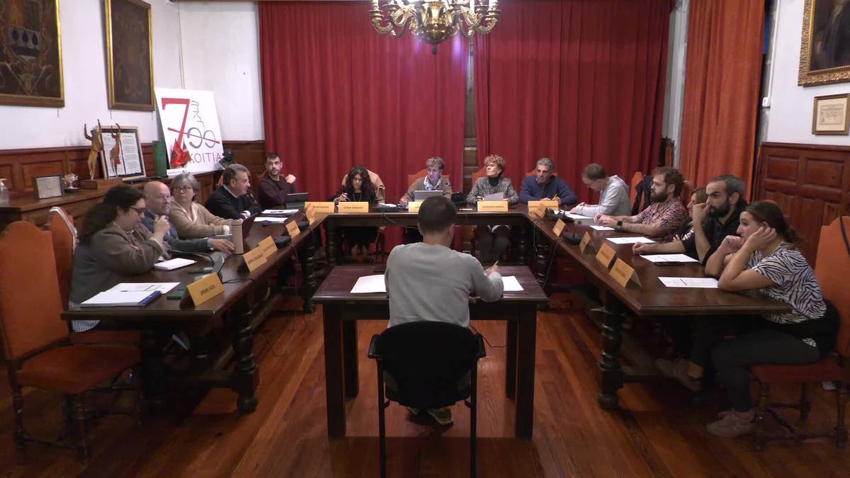 Udalak aho batez onartu du Iraurgi Berritzen garapen agentzia berrantolatzeko lan-mahaia eratzea