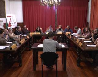 Udalak aho batez onartu du Iraurgi Berritzen garapen agentzia berrantolatzeko lan-mahaia eratzea