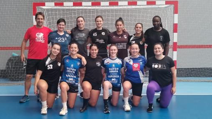 Pulpoko senior emakumezkoek garaipenarekin estreinatu dute liga