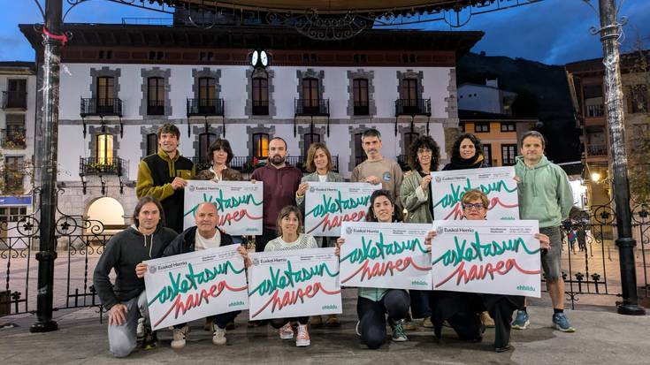 Azpeitiko EH Bilduk dei egin du azaroaren 22ko 'Askatasun haizea' manifestaziora joateko