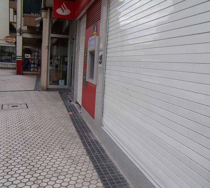 Greba orokorrak ia erabateko erantzuna izan zuen Orion eta erdizkakoa Aian