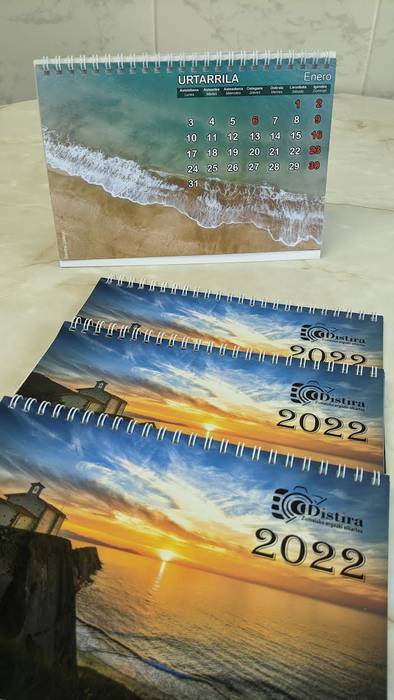 Oraindik eros daitezke hurrengo urteko Distiraren egutegiak