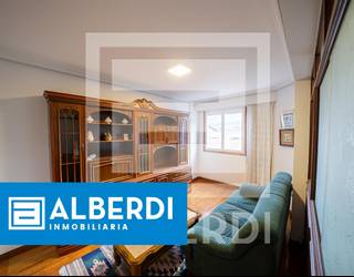 Alberdi Inmobiliaria: etxebizitza salgai Santa Klara kalean