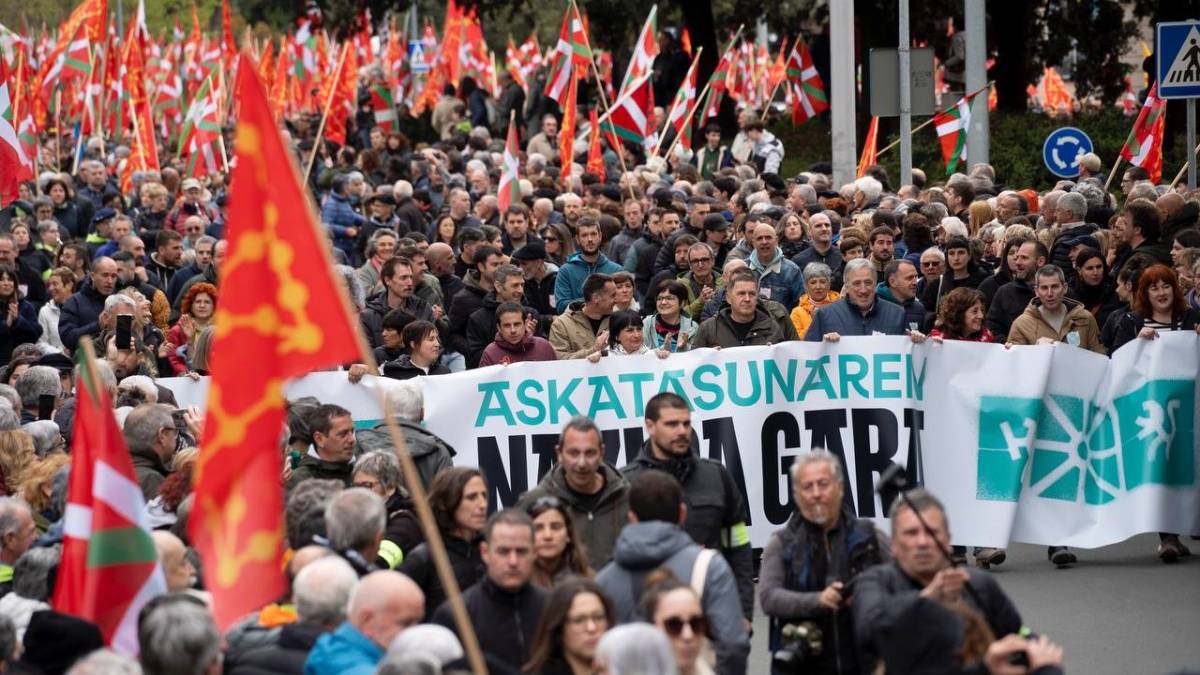 Aberri Egunerako autobusa jarri du Zumaiako EH Bilduk