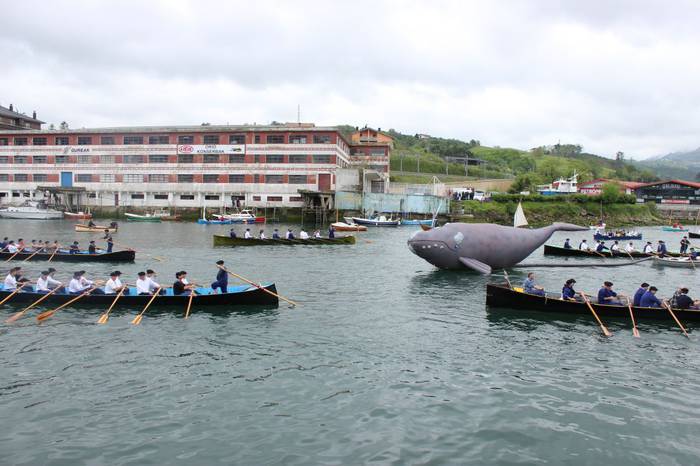 Balearen Eguneko ikuskizunean arraunlari gisa parte hartzeko deialdia zabaldu dute