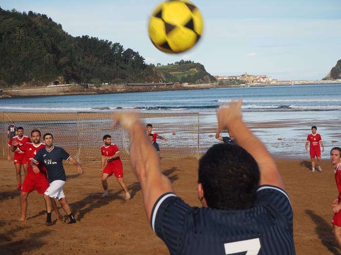Hondartzako futbol txapelketaren bigarren jardunaldian izandako emaitzak