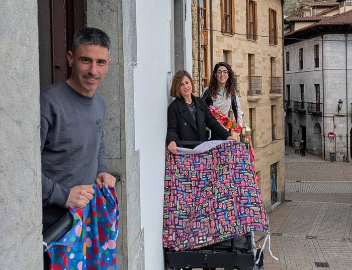 Osagai guztiekin iritsiko dira karnabalak