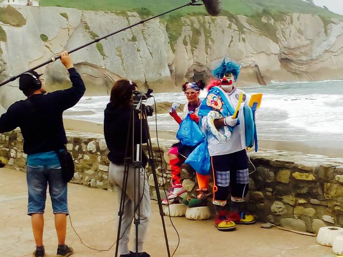 Pirritx, Porrotx eta Marimototsen DVD berrirako irudiak grabatu dituzte Itzurunen