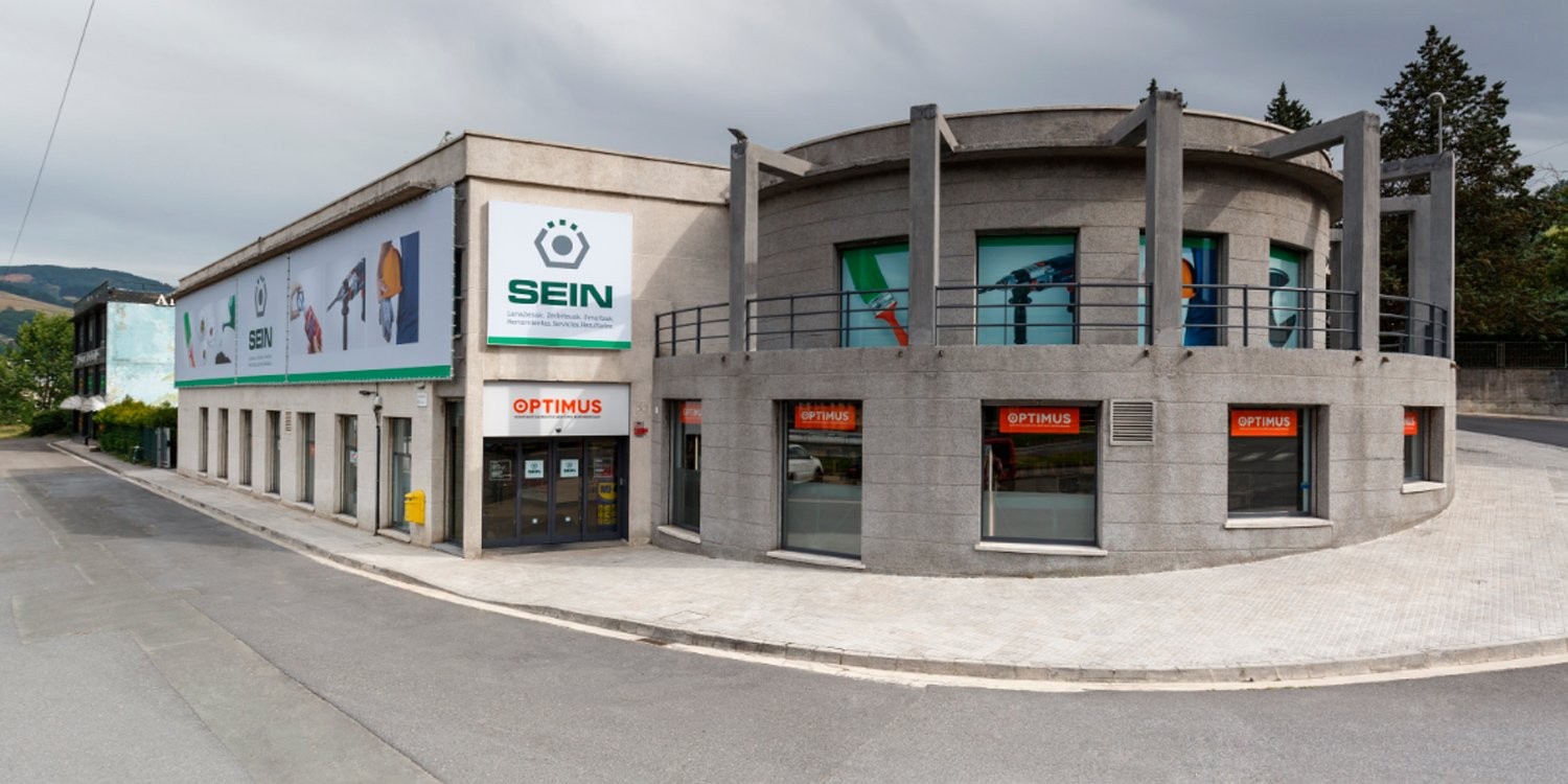 Sein burdindegiko langilea da positibo eman duen herritarra, eta saltokia itxi dute prebentzioz