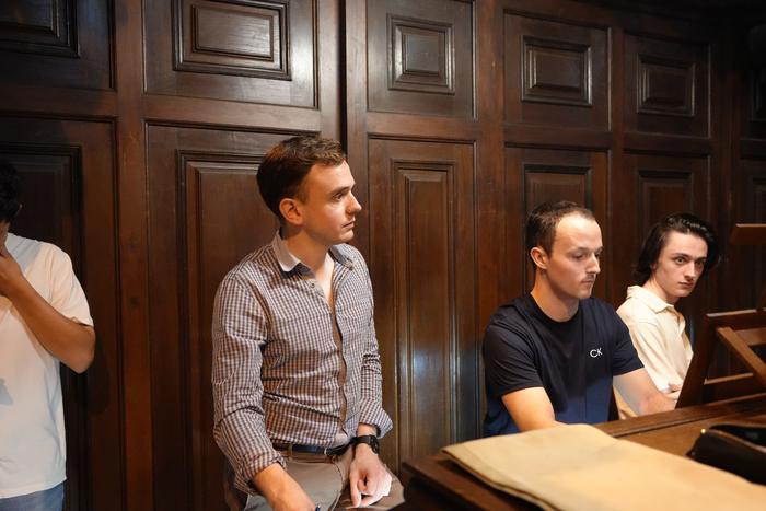 Azkoitiko Cavaille-Collarekin lanean aritu dira Thomas Ospital organista eta haren ikasleak