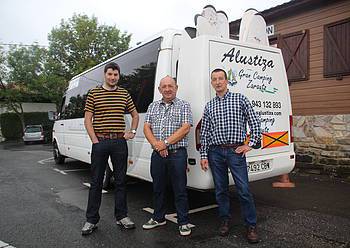 Goiko kanpina eta Zarautz lotuko dituen autobus zerbitzua martxan da dagoeneko