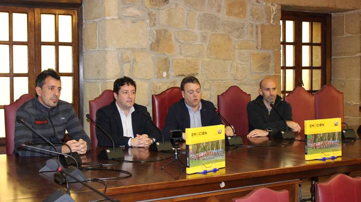 20 txirrindulariren argazkiak eta testigantzak biltzen dituen liburua argitaratu du Tolinek