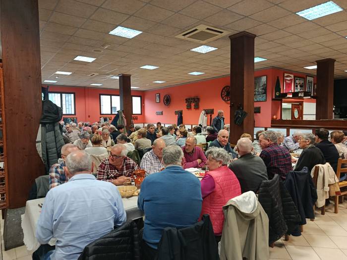 Urteroko irteera egin dute jubilatuek Oriora eta Aginagara
