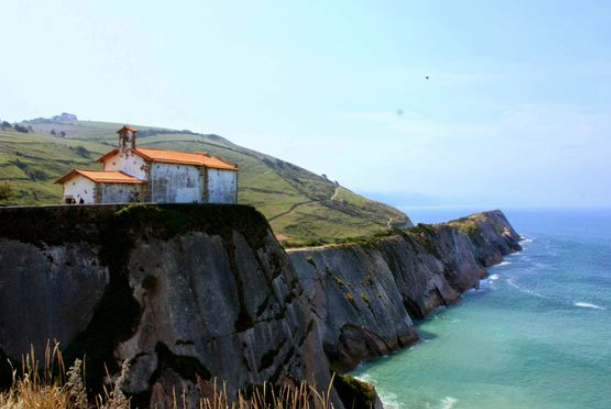 Zumaia-Deba irteera egingo du Azpeitiko Lagun Onak Mendi Bazkunak igandean