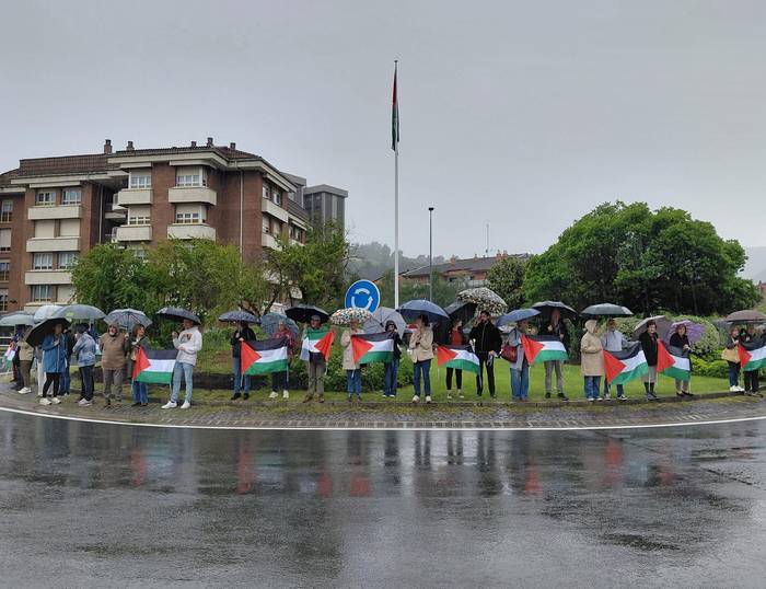 Elkartasun keinua, Israelek gatibu dituen aktibisten alde