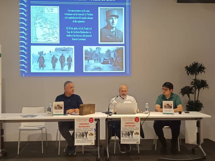 Gernika batailoiaz solasean aritu dira Franck Dolosor eta Aitor Miñambres